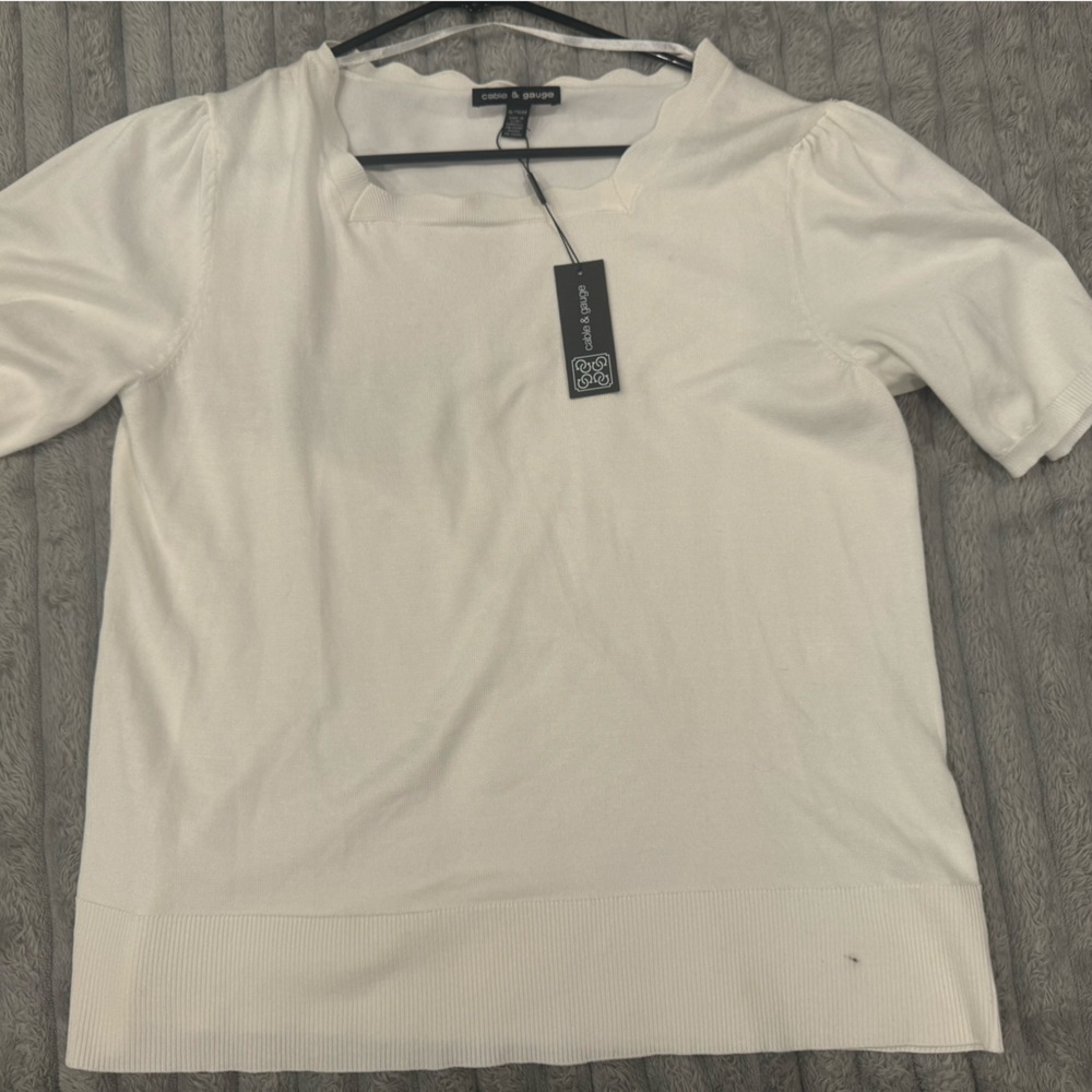 White Short Sleeve Sweater